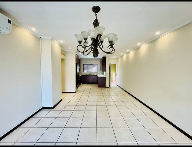 3 BEDROOM APARTMENT RENTED IN SUNNINGHILL